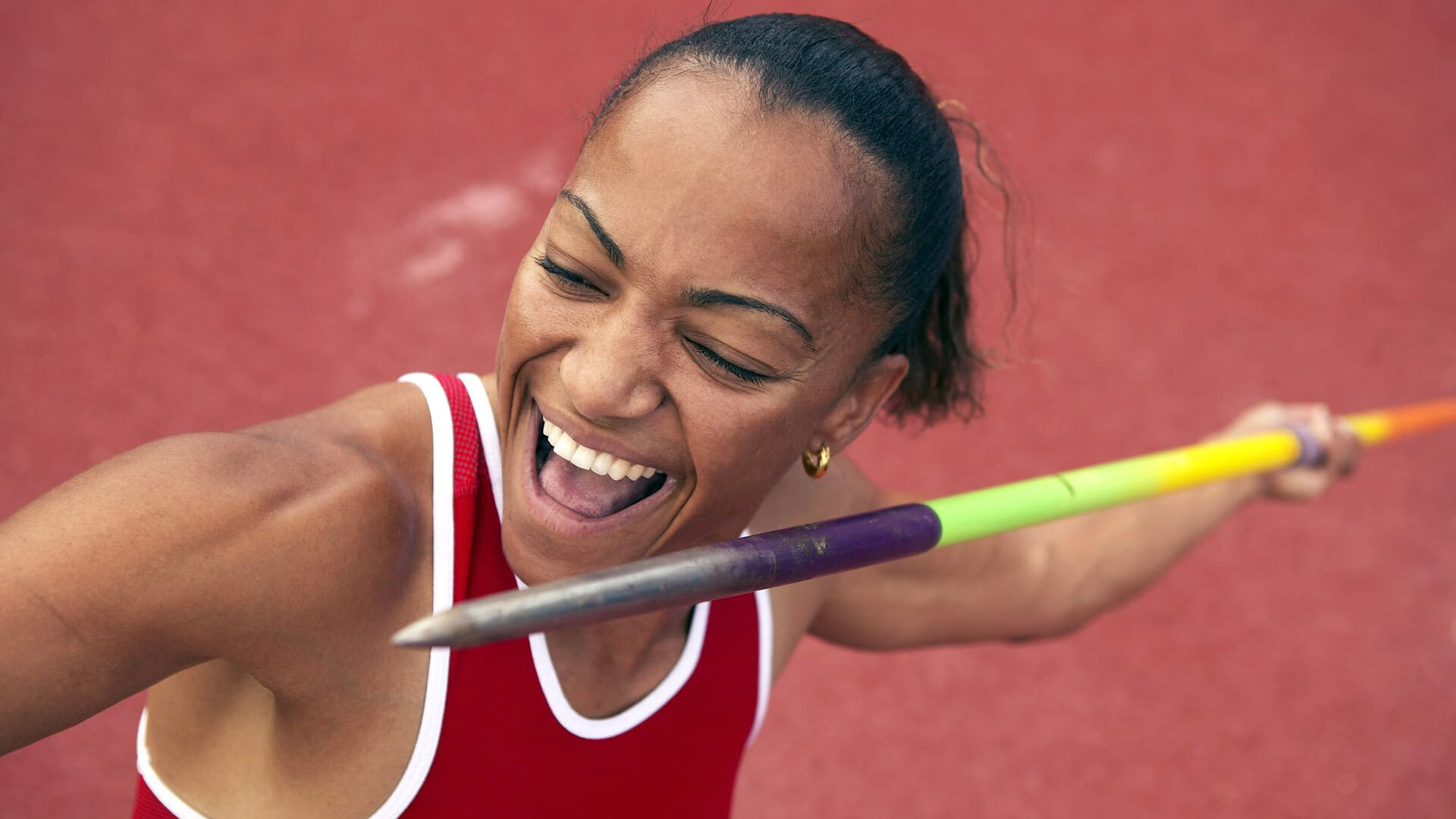 星空体育最新下载-英超激战正酣，精彩反击和神级扑救轮番登场，英超争4